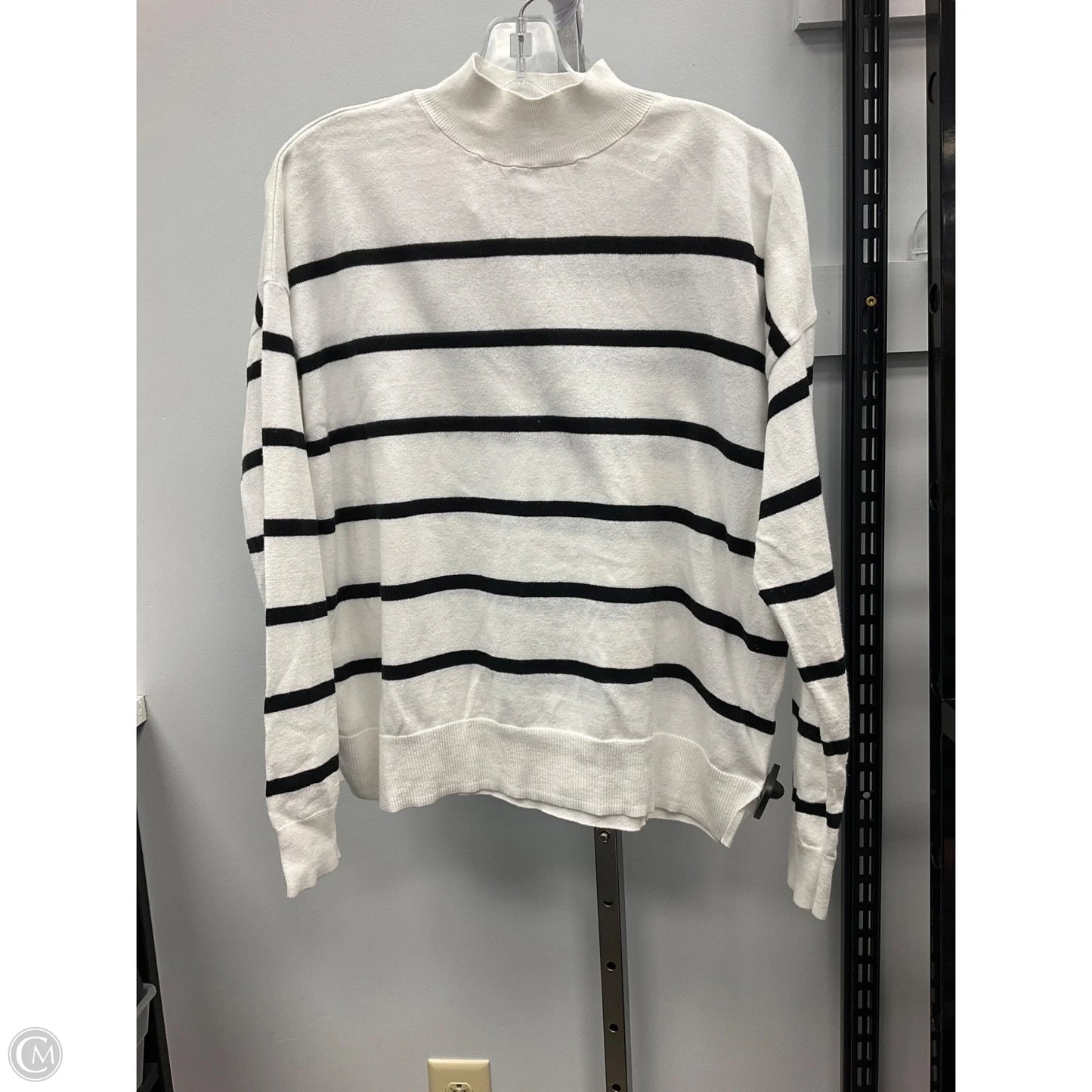 Sweater By Old Navy In Black & White, Size: L