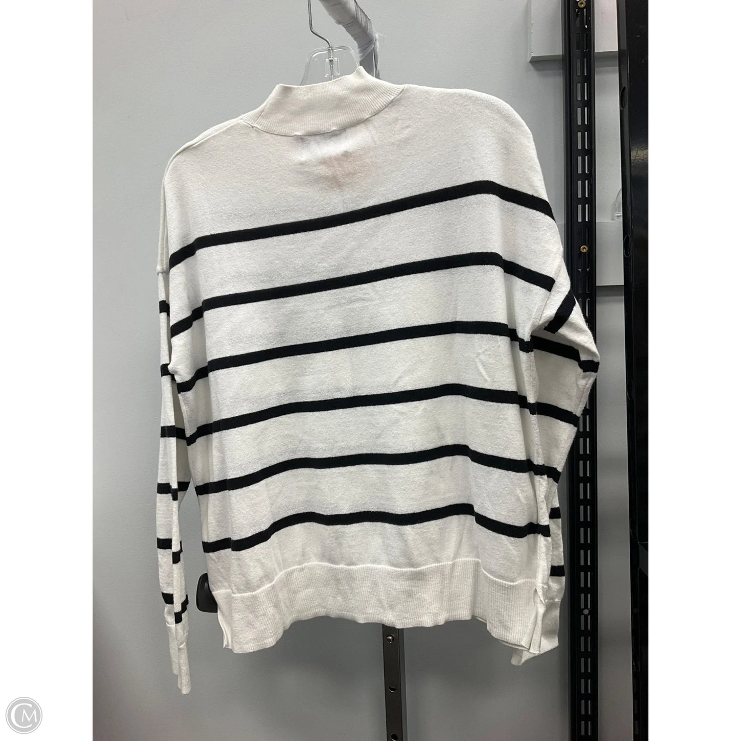 Sweater By Old Navy In Black & White, Size: L