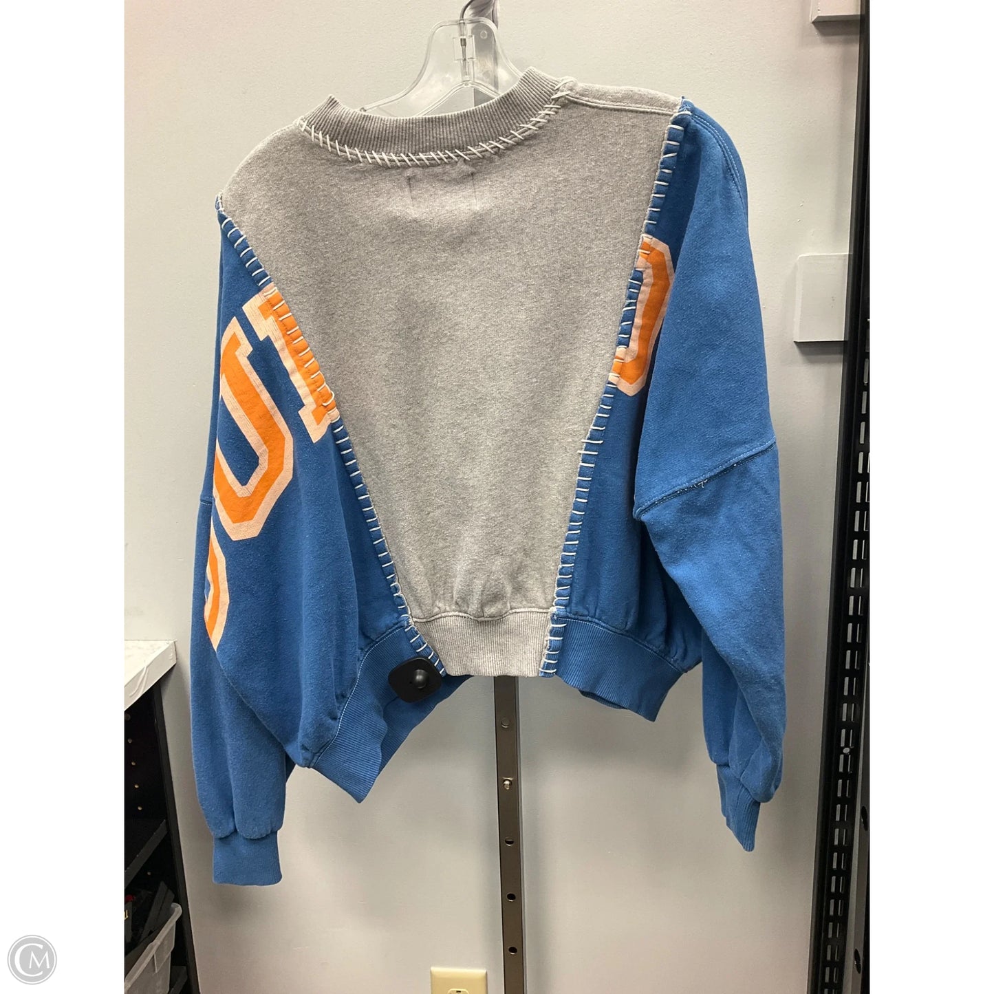 Sweatshirt Crewneck By Bdg In Blue & Grey, Size: S