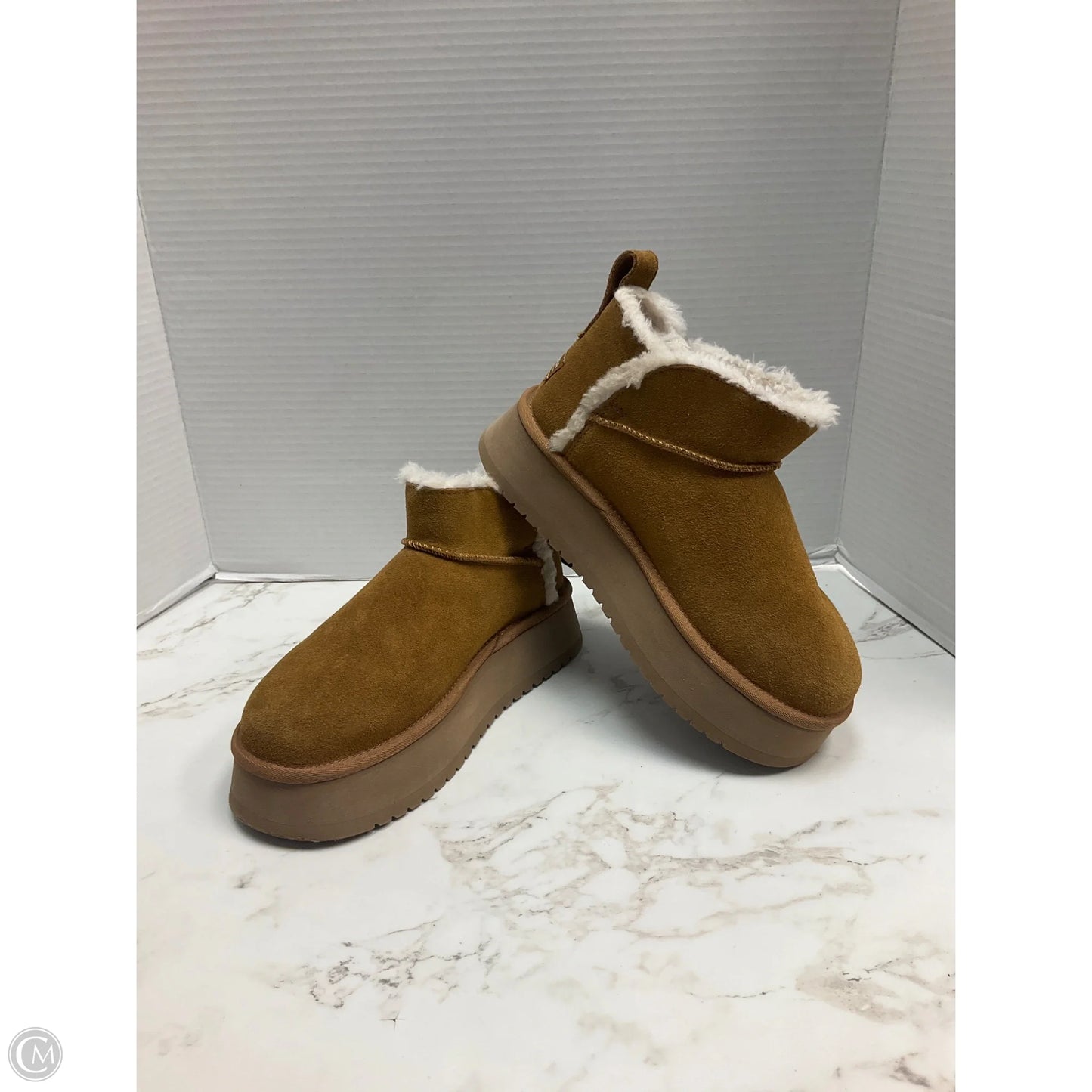 Boots Ankle Heels By Koolaburra By Ugg In Tan, Size: 6
