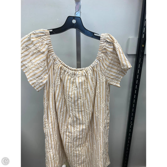 Dress Casual Short By Cmc In Beige, Size: S