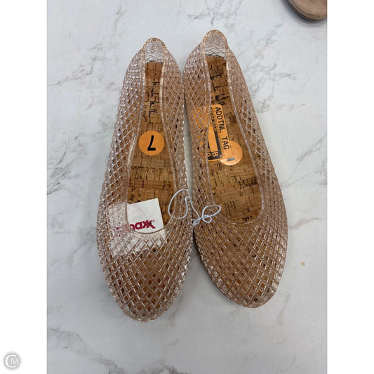 Shoes Flats By Nicole Miller In Gold, Size: 7