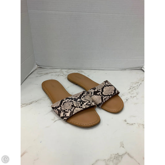 Sandals Flats By Old Navy In Snakeskin Print, Size: 9
