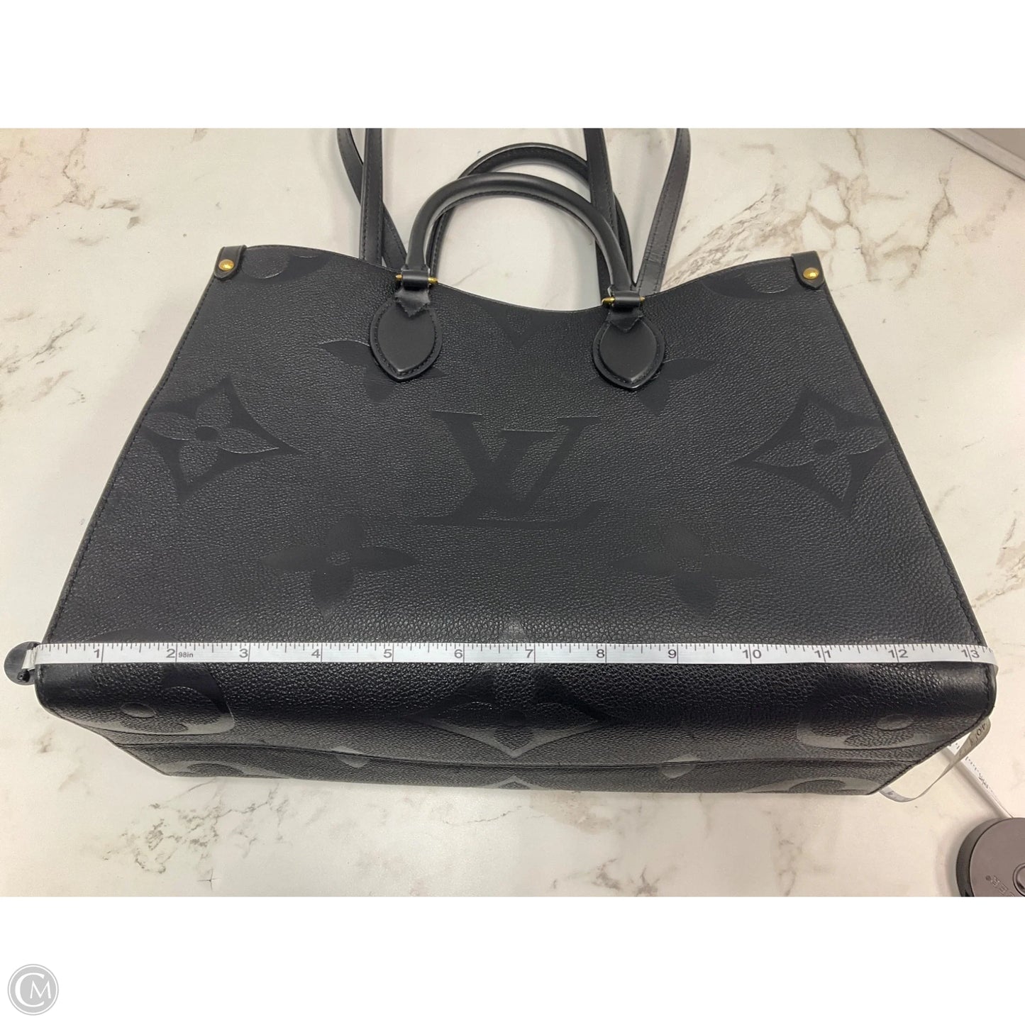 Handbag Luxury Designer By Louis Vuitton, Size: Medium