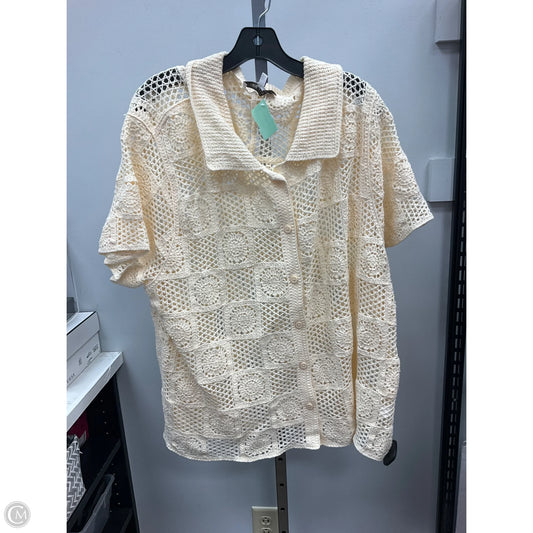 Top Short Sleeve By Fever In Cream, Size: 3x