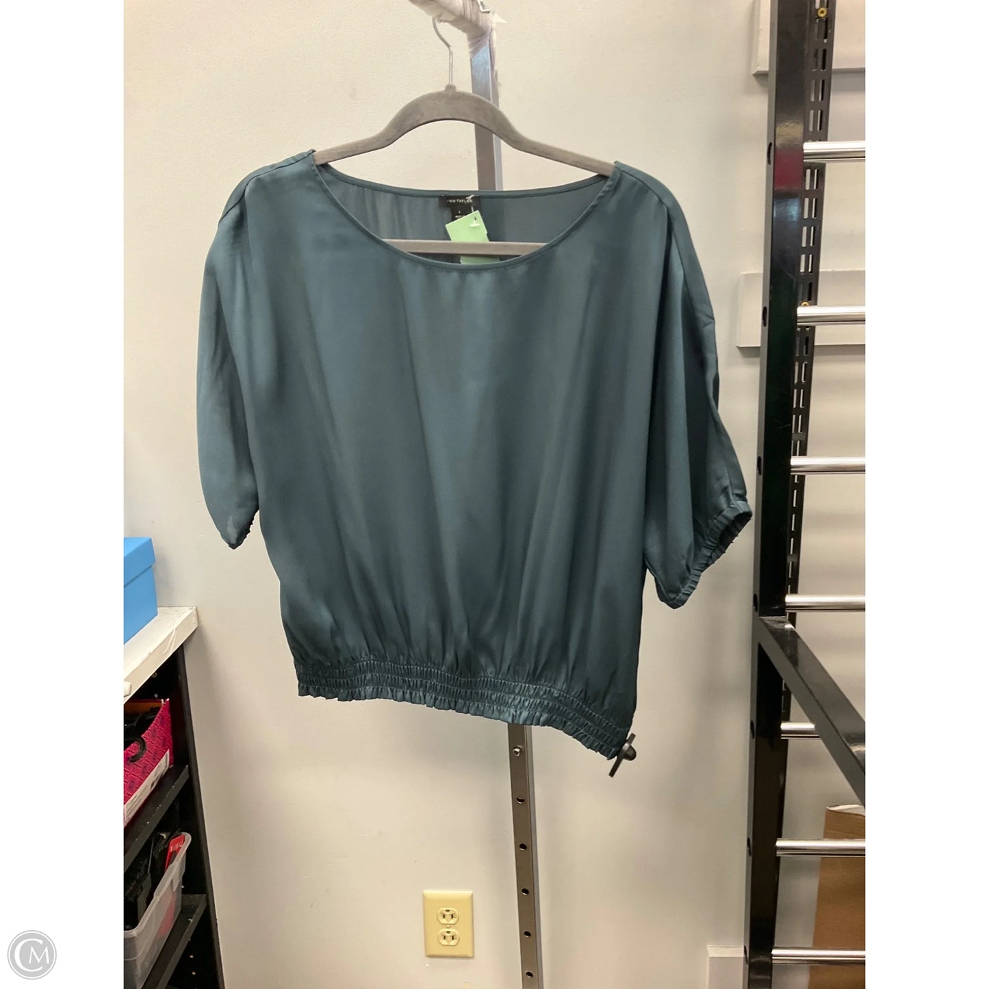 Top Short Sleeve By Ann Taylor In Teal, Size: L