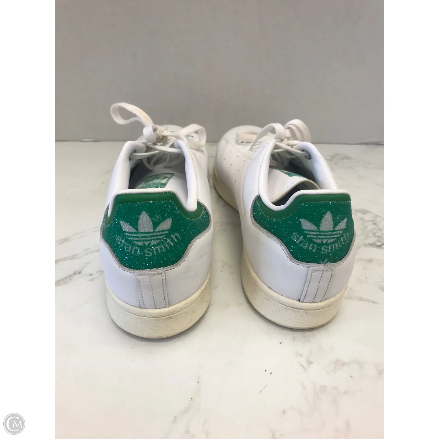 Shoes Sneakers By Adidas In White, Size: 10