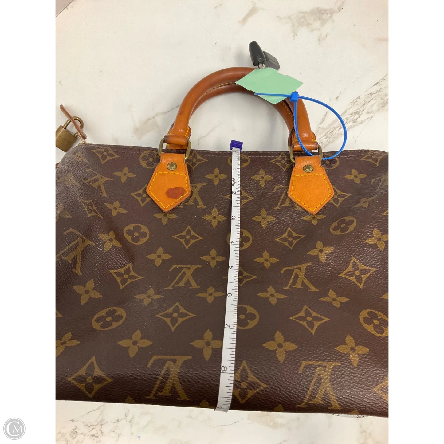 Handbag Luxury Designer By Louis Vuitton, Size: Medium
