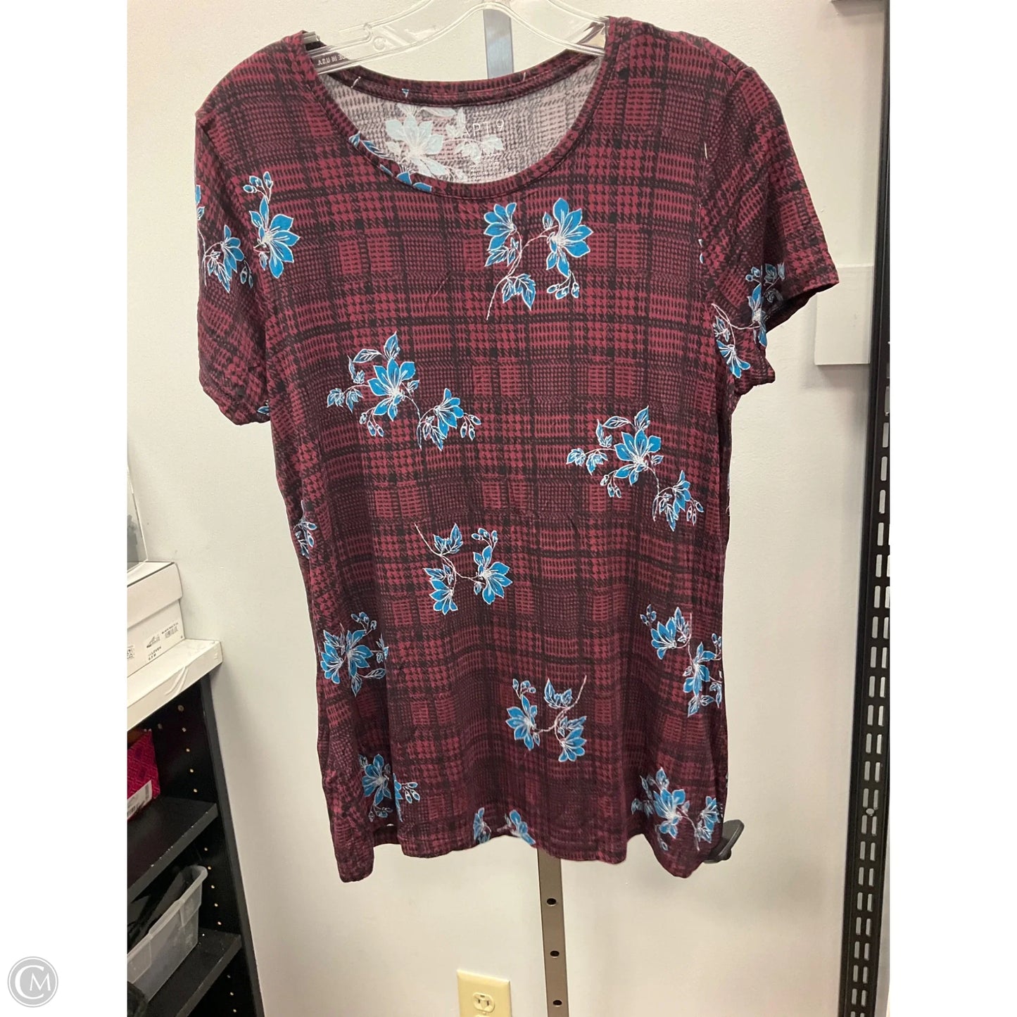Top Short Sleeve By Apt 9 In Maroon, Size: M