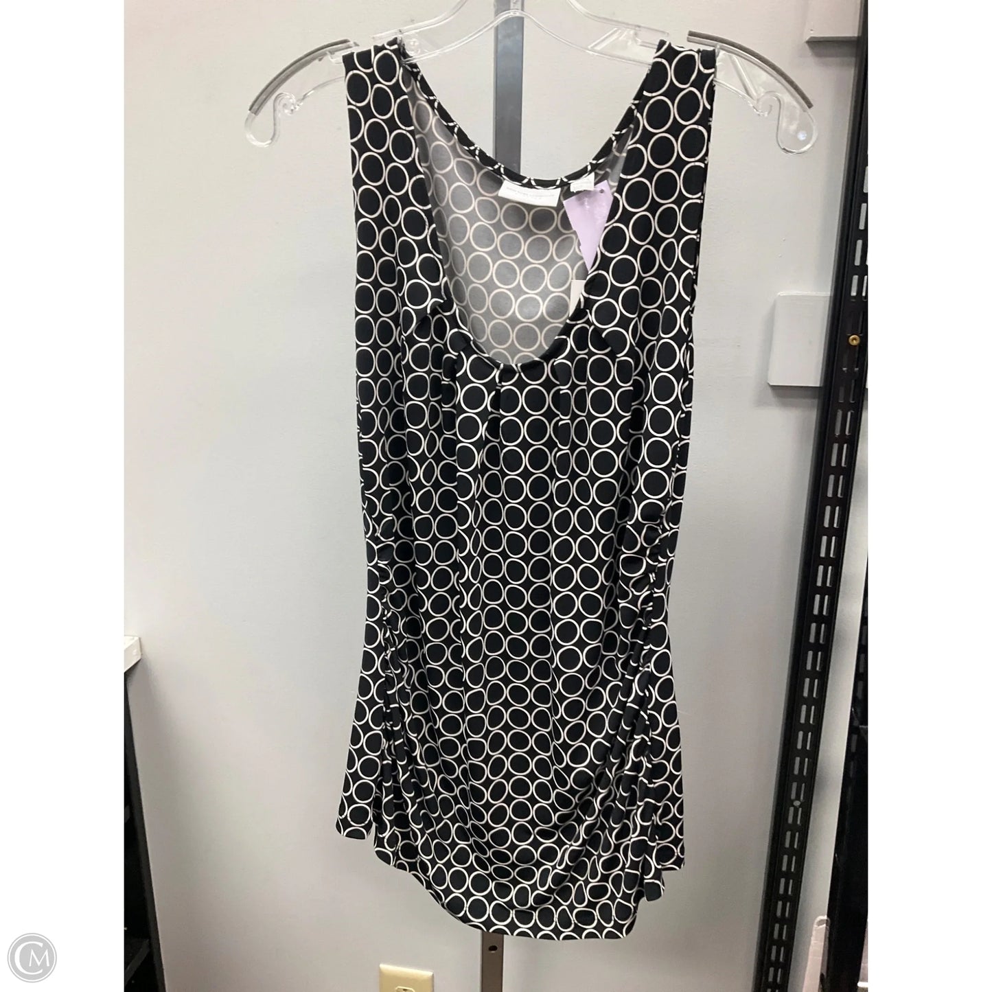 Top Sleeveless By New York And Co In Black & White, Size: M