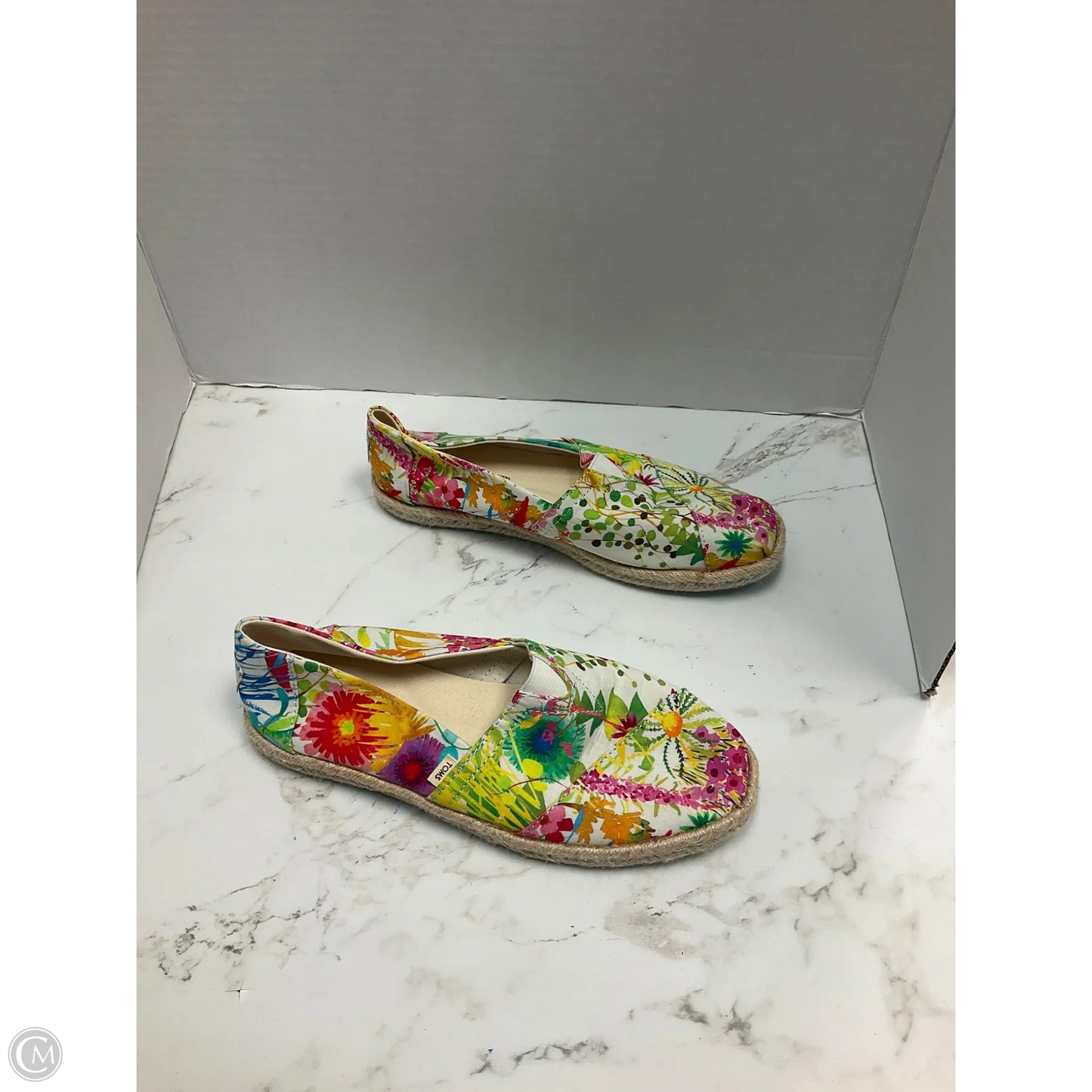 Shoes Flats By Toms In Floral Print, Size: 7.5