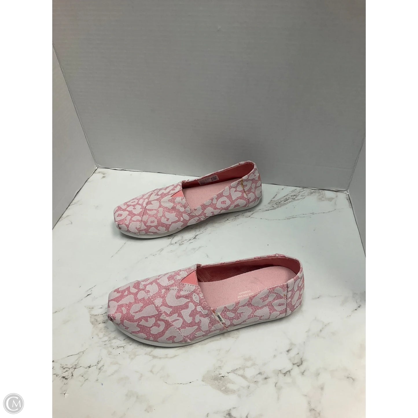 Shoes Flats By Toms In Pink, Size: 7.5