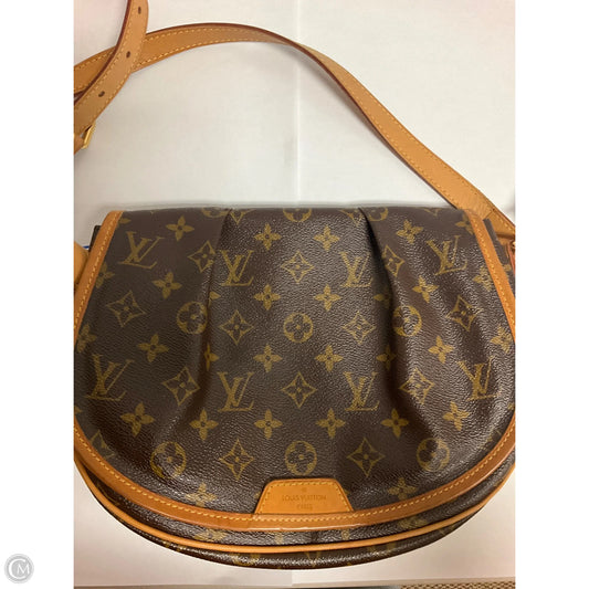 Handbag Luxury Designer By Louis Vuitton, Size: Medium