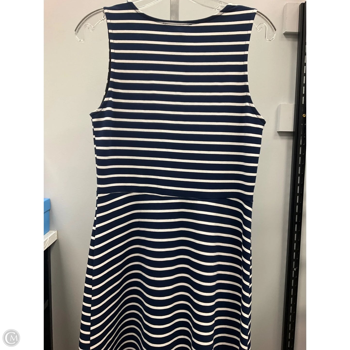 Dress Casual Short By Cmc In Striped Pattern, Size: S