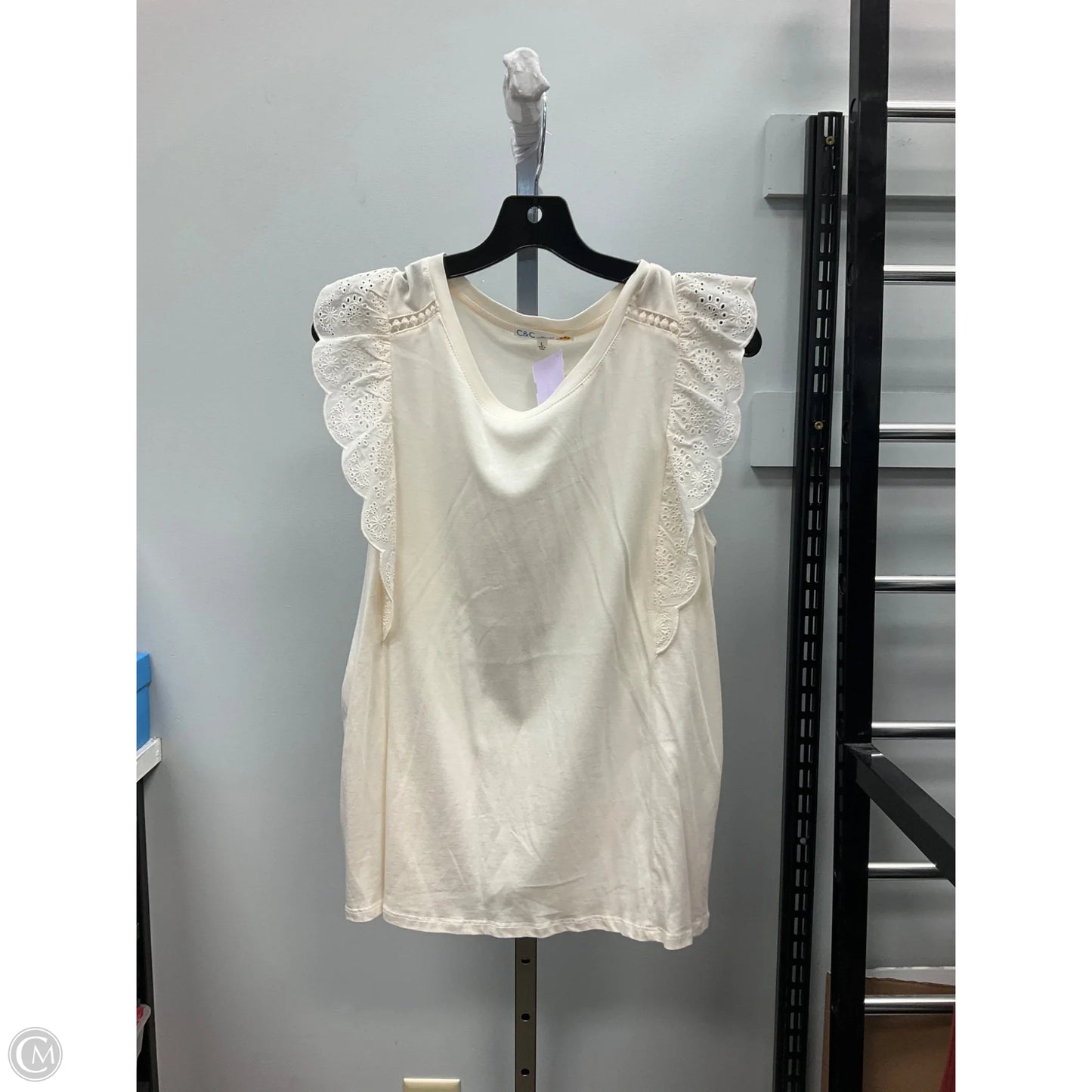 Top Sleeveless By C And C In Cream, Size: L