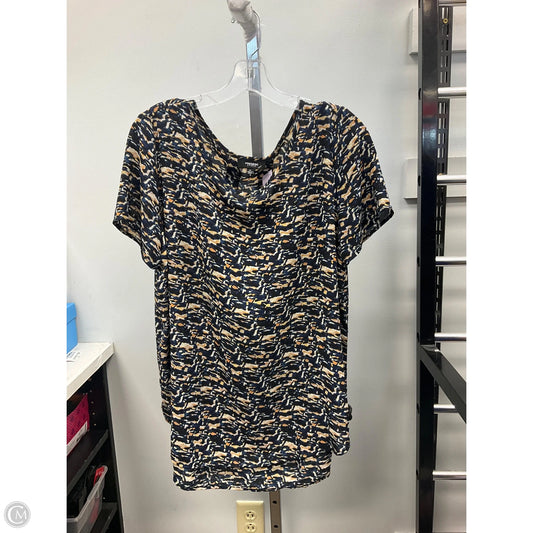 Top Short Sleeve By Premise Studio In Multi-colored, Size: Xl