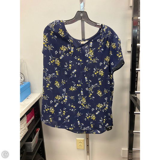 Top Short Sleeve By Croft And Barrow In Floral Print, Size: Xl