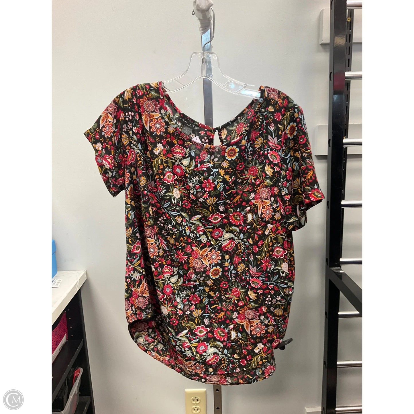 Top Short Sleeve By Simply Styled In Floral Print, Size: Xl