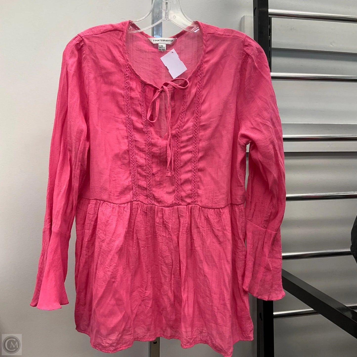 Top Long Sleeve By Counterparts In Pink, Size: M