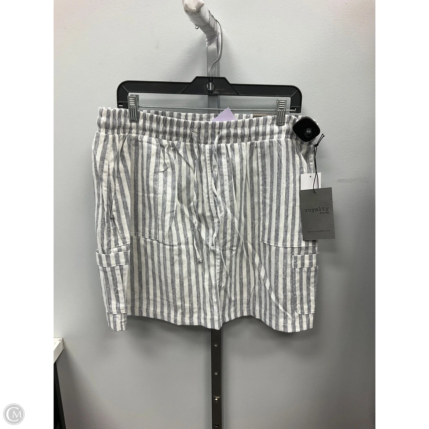 Skort By Royalty In Striped Pattern, Size: L