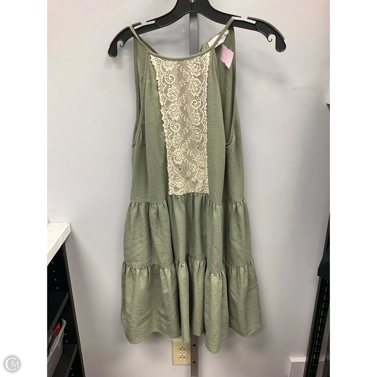 Dress Casual Short By Cmc In Green, Size: M