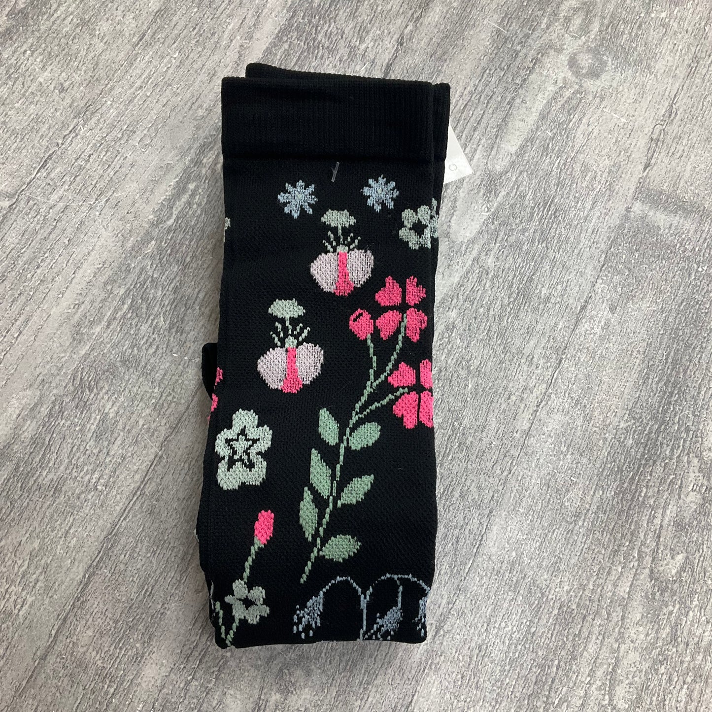 Socks By Clothes Mentor In Floral Print, Size: 0