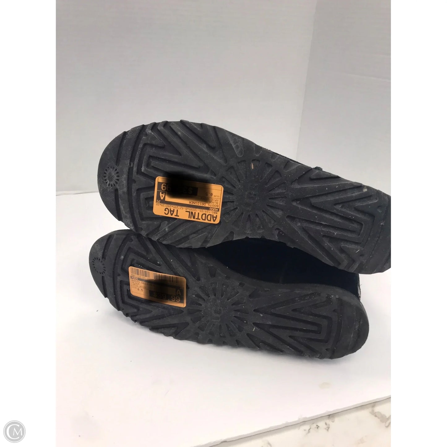 Boots Designer By Ugg In Black, Size: 8.5