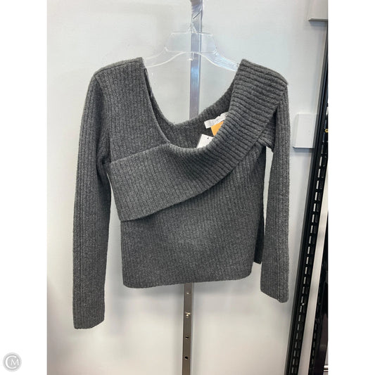 Sweater By Astr In Grey, Size: L