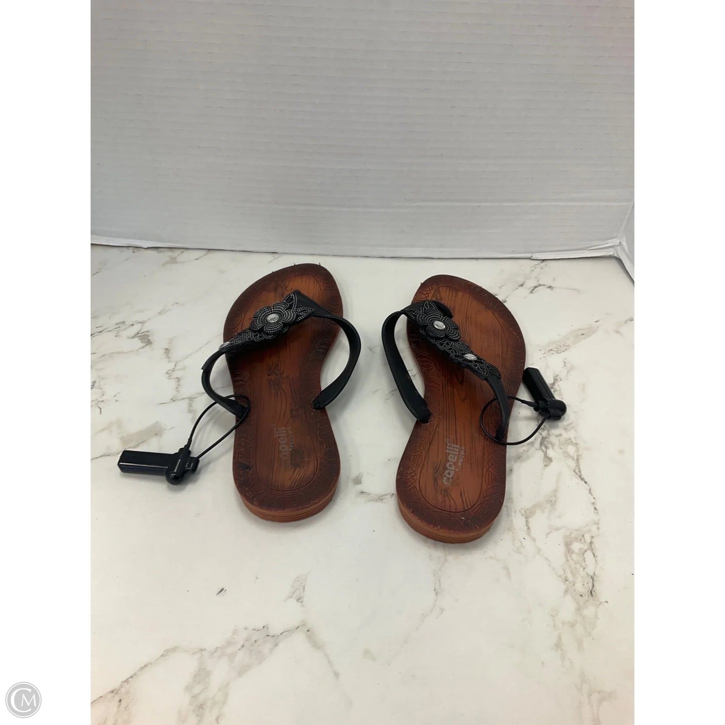 Sandals Flip Flops By Capelli In Black, Size: 7