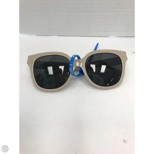 Sunglasses Luxury Designer By Fendi