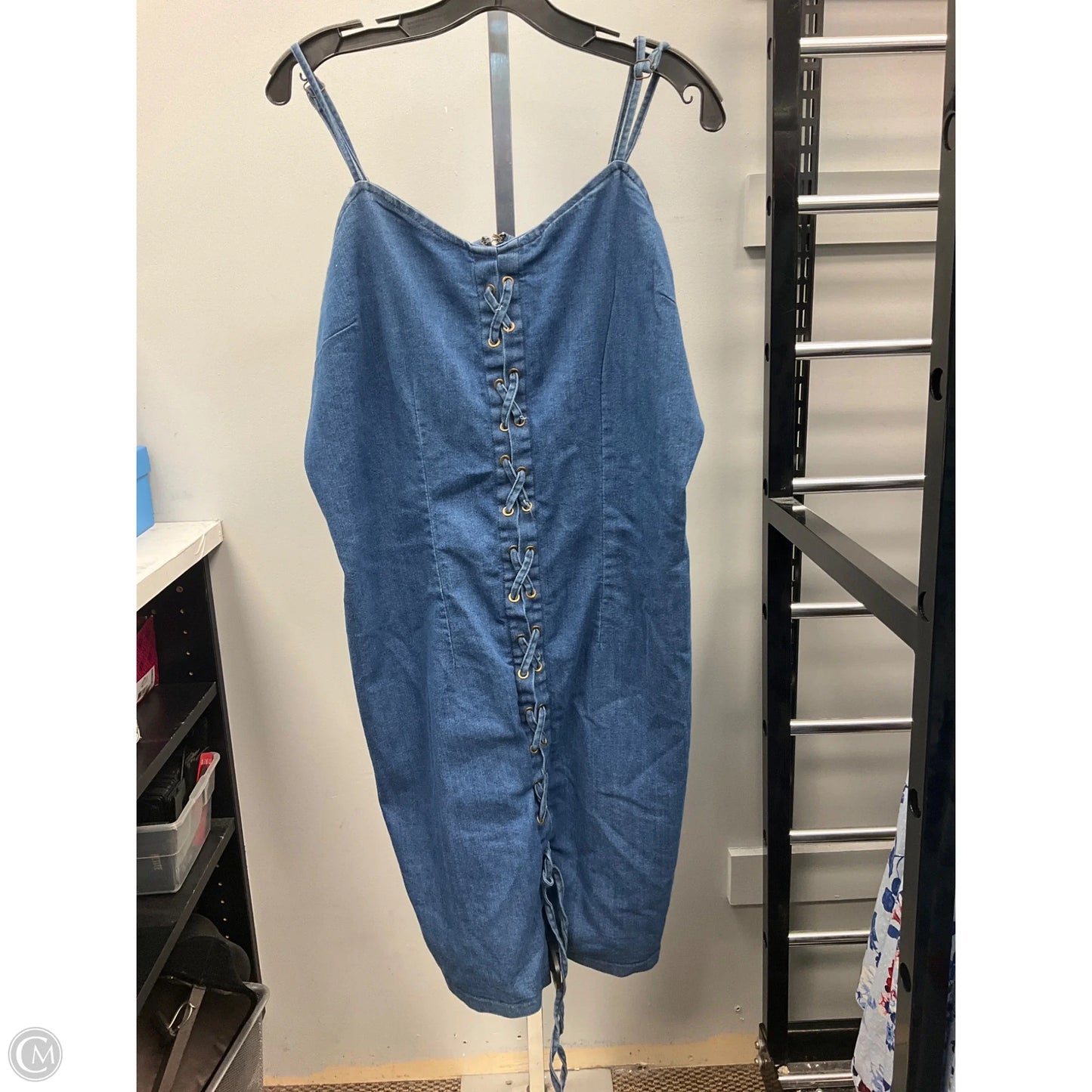 Dress Casual Short By Clothes Mentor In Blue Denim, Size: 1x