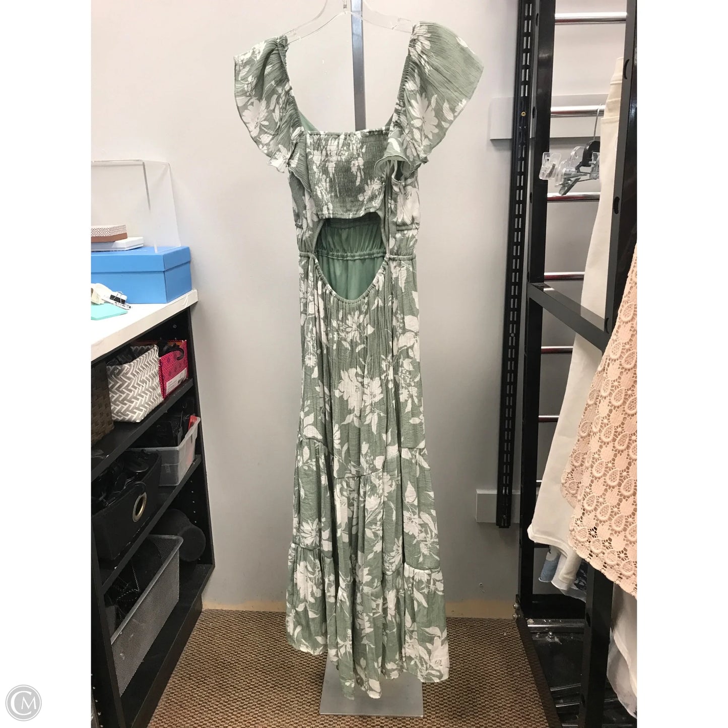 Dress Casual Midi By Clothes Mentor In Green & White, Size: M
