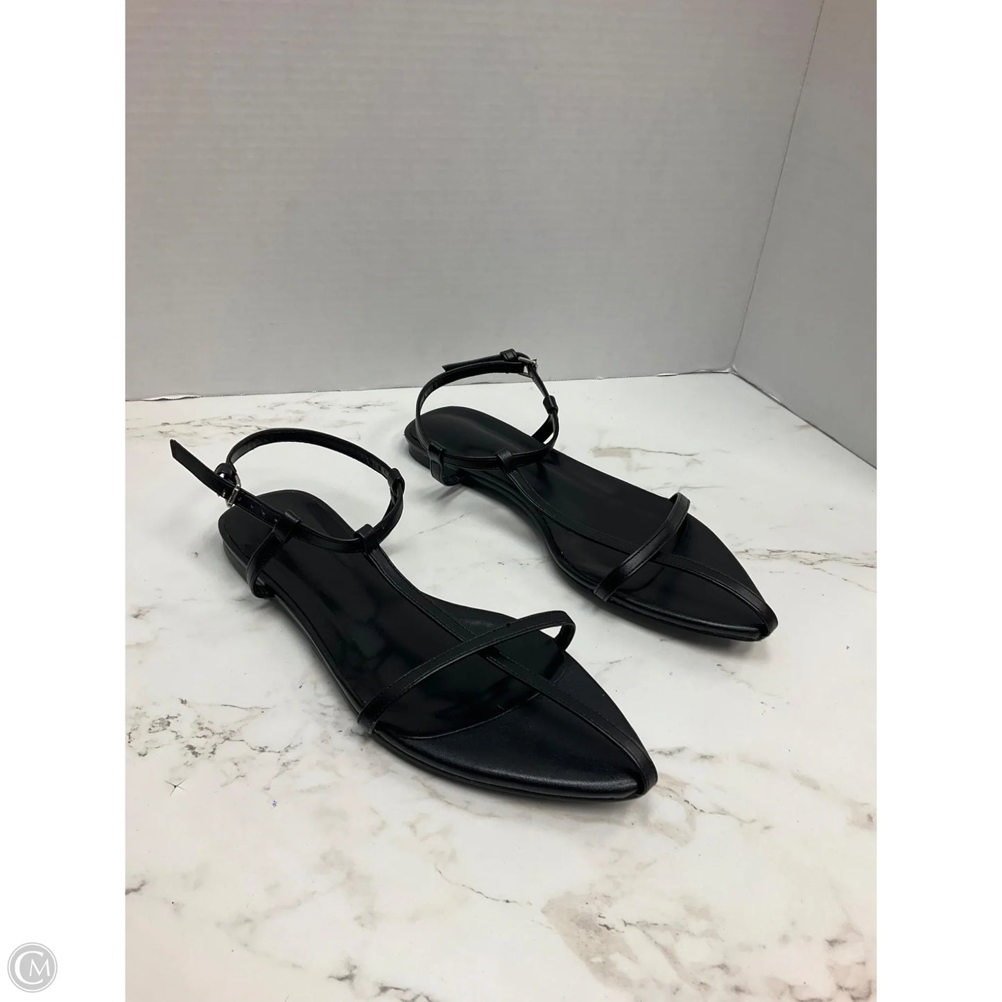 Sandals Flats By Clothes Mentor In Black, Size: 9
