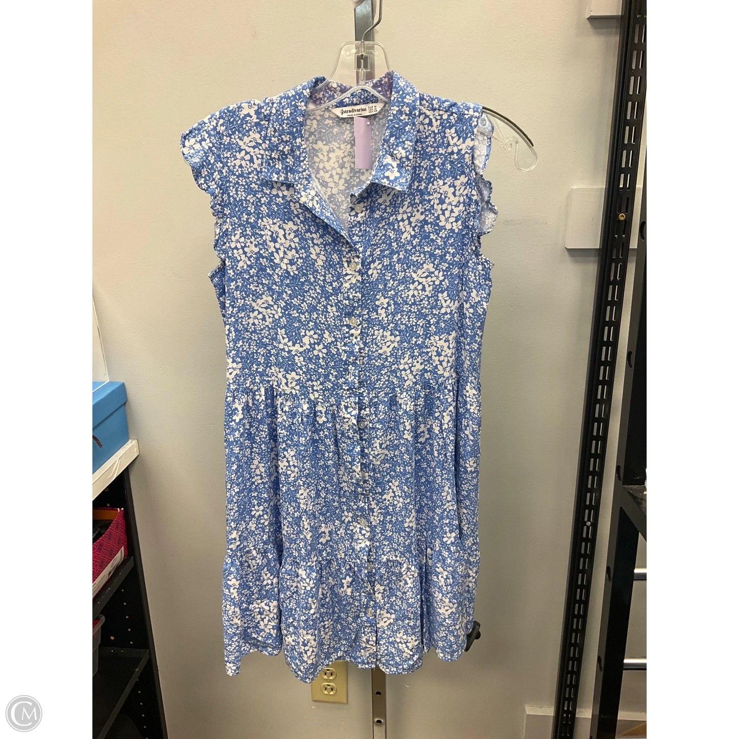Dress Casual Short By Stradivarius In Blue & White, Size: M