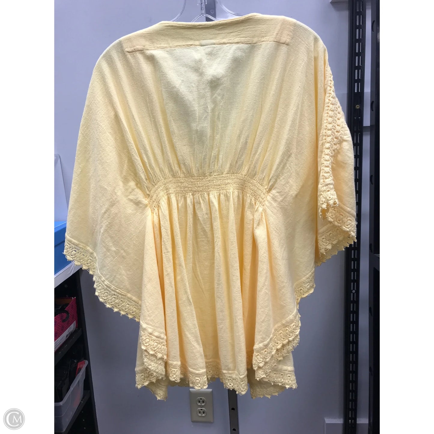 Top Short Sleeve By Cmc In Yellow, Size: S