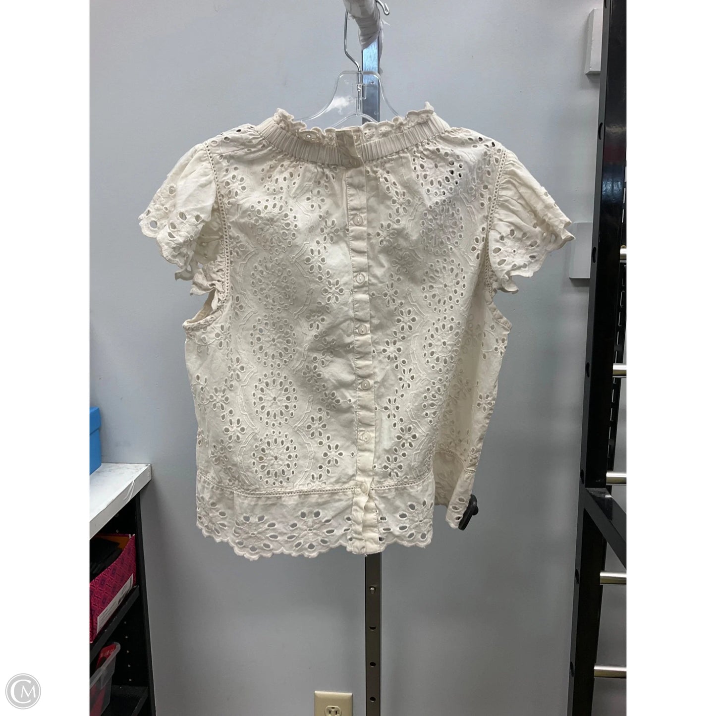 Top Short Sleeve By Cmc In Beige, Size: M