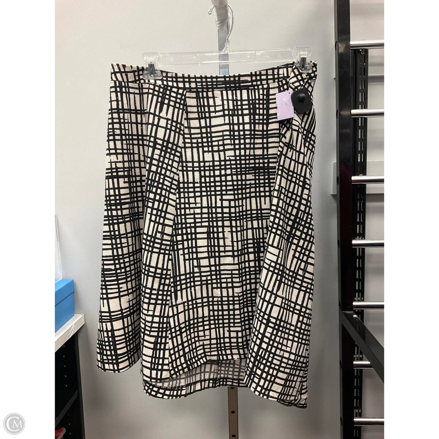 Skirt Mini & Short By Ava & Viv In Black & Cream, Size: 20