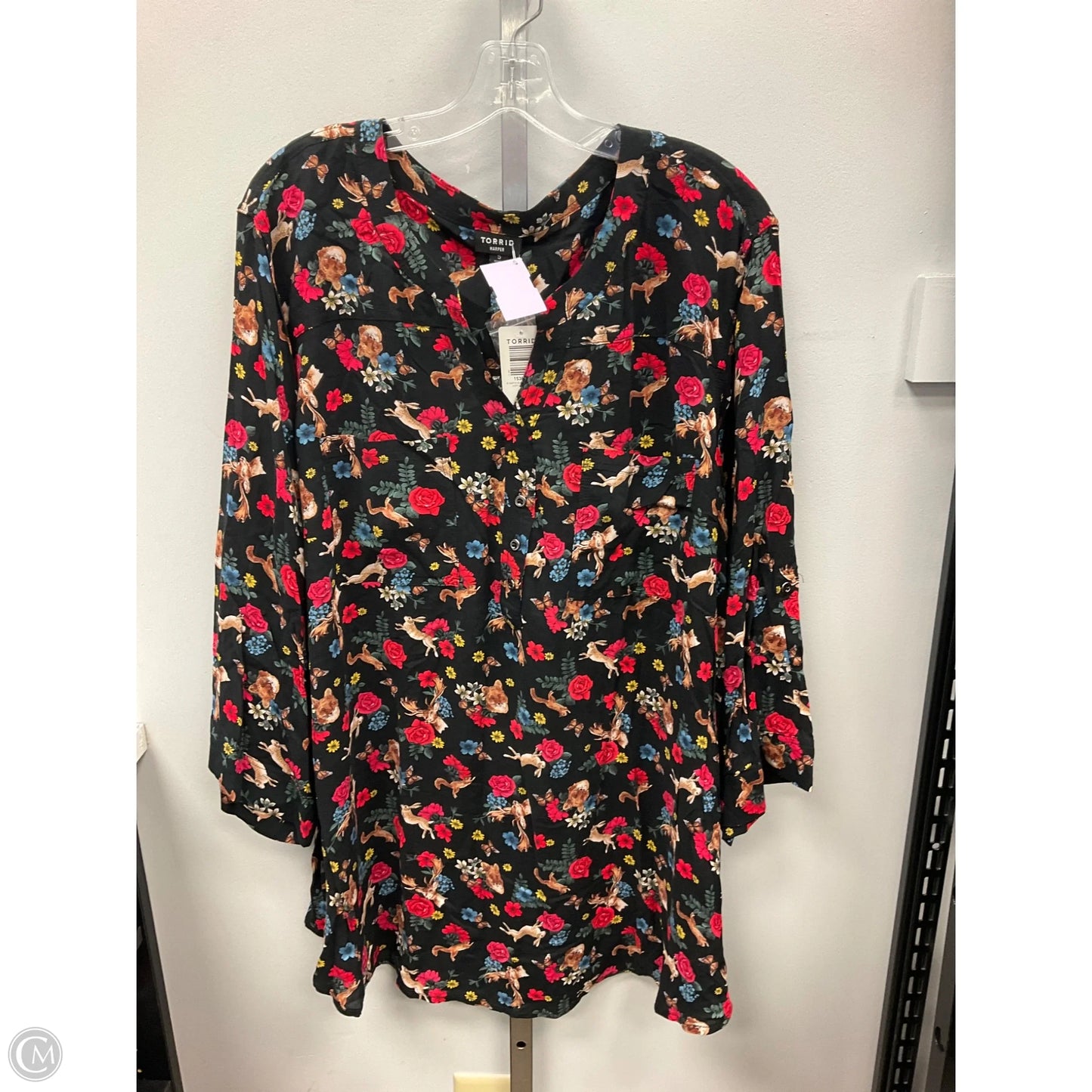 Top Long Sleeve By Torrid In Black & Red, Size: 4x