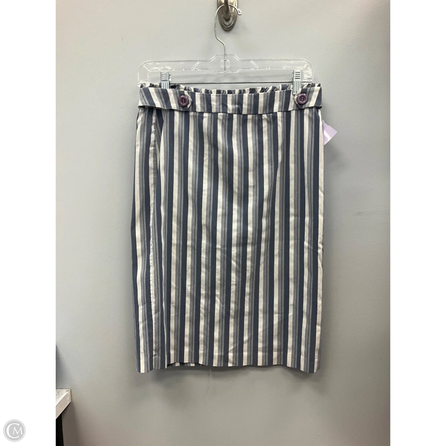 Skirt Mini & Short By Soho Apparel In Striped Pattern, Size: S