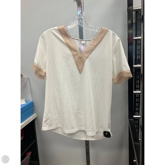 Top Short Sleeve By Exclusive In Cream & Tan, Size: M