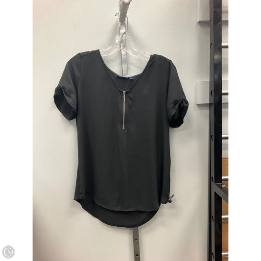 Top Short Sleeve By Apt 9 In Black, Size: M