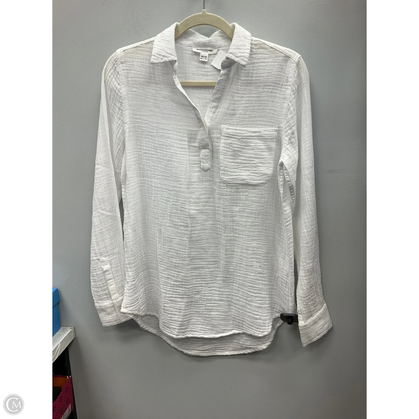 Top Long Sleeve By Beachlunchlounge In White, Size: Xs