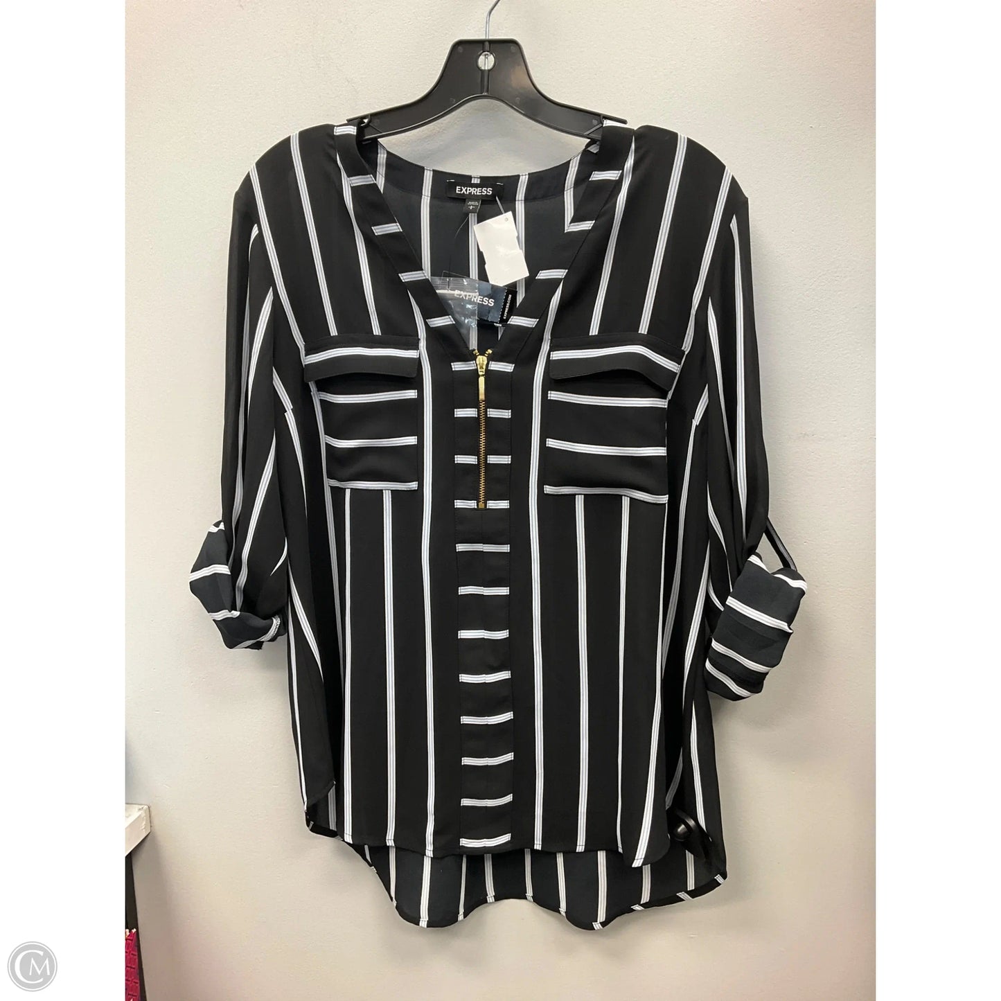 Top 3/4 Sleeve By Express In Black & White, Size: L
