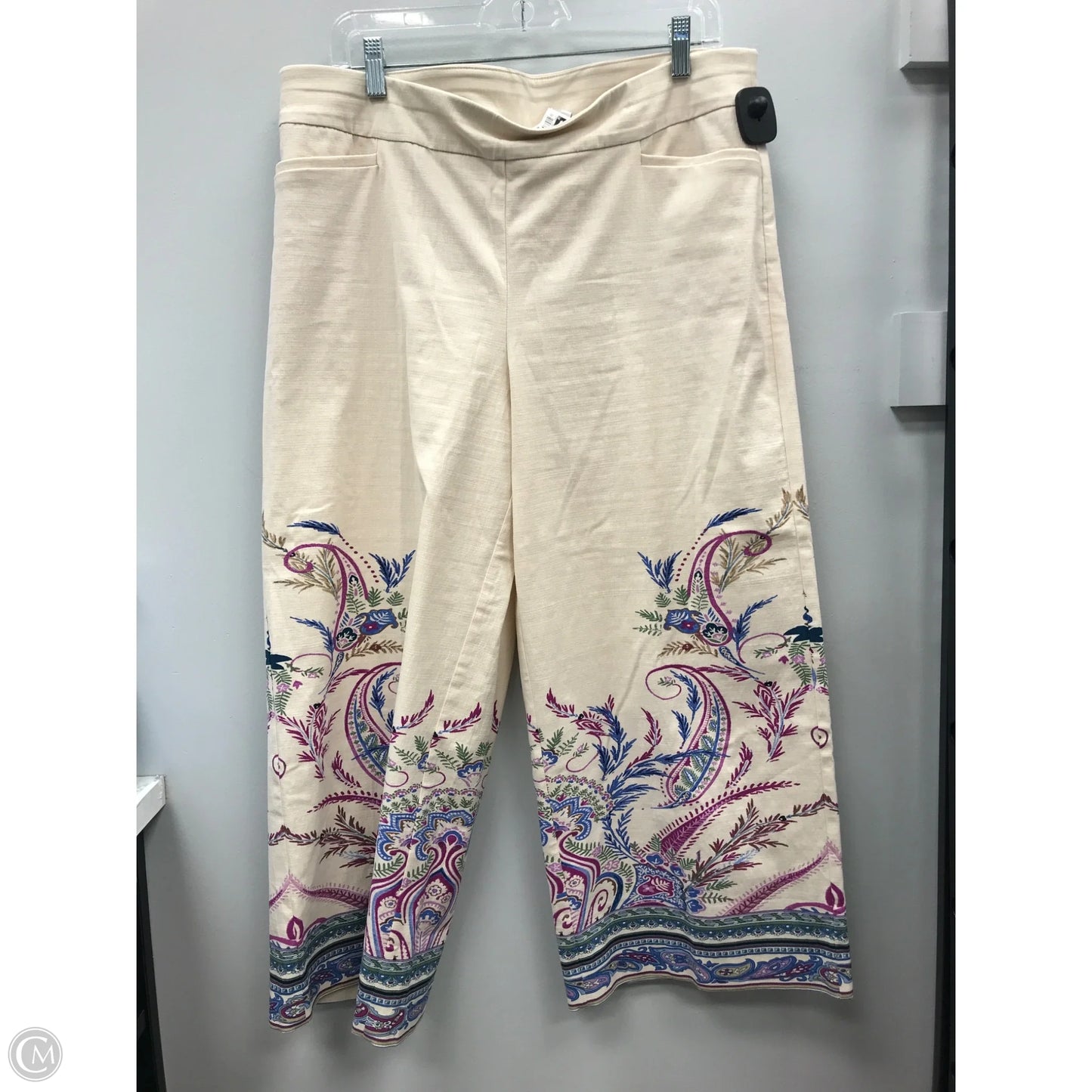Top Long Sleeve By Chicos In Cream, Size: Xl