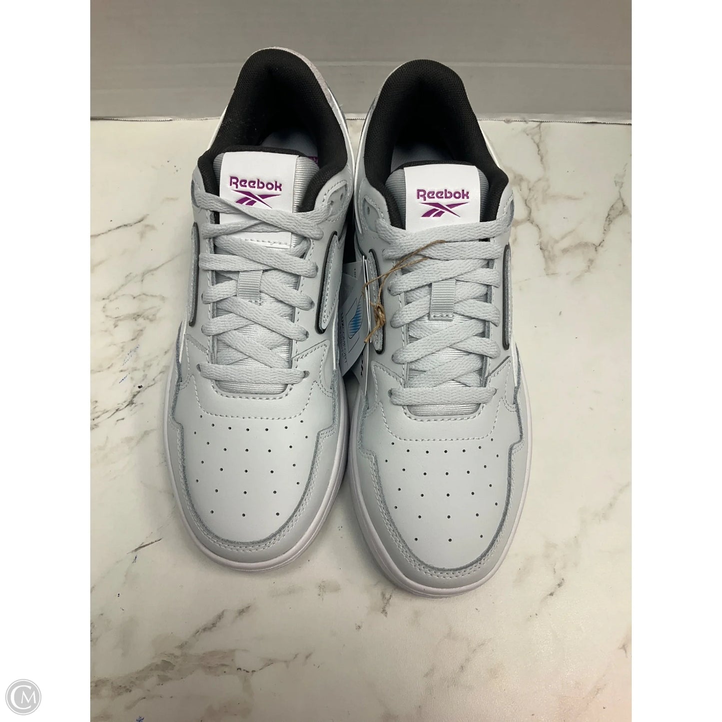 Shoes Sneakers By Reebok In White, Size: 8.5