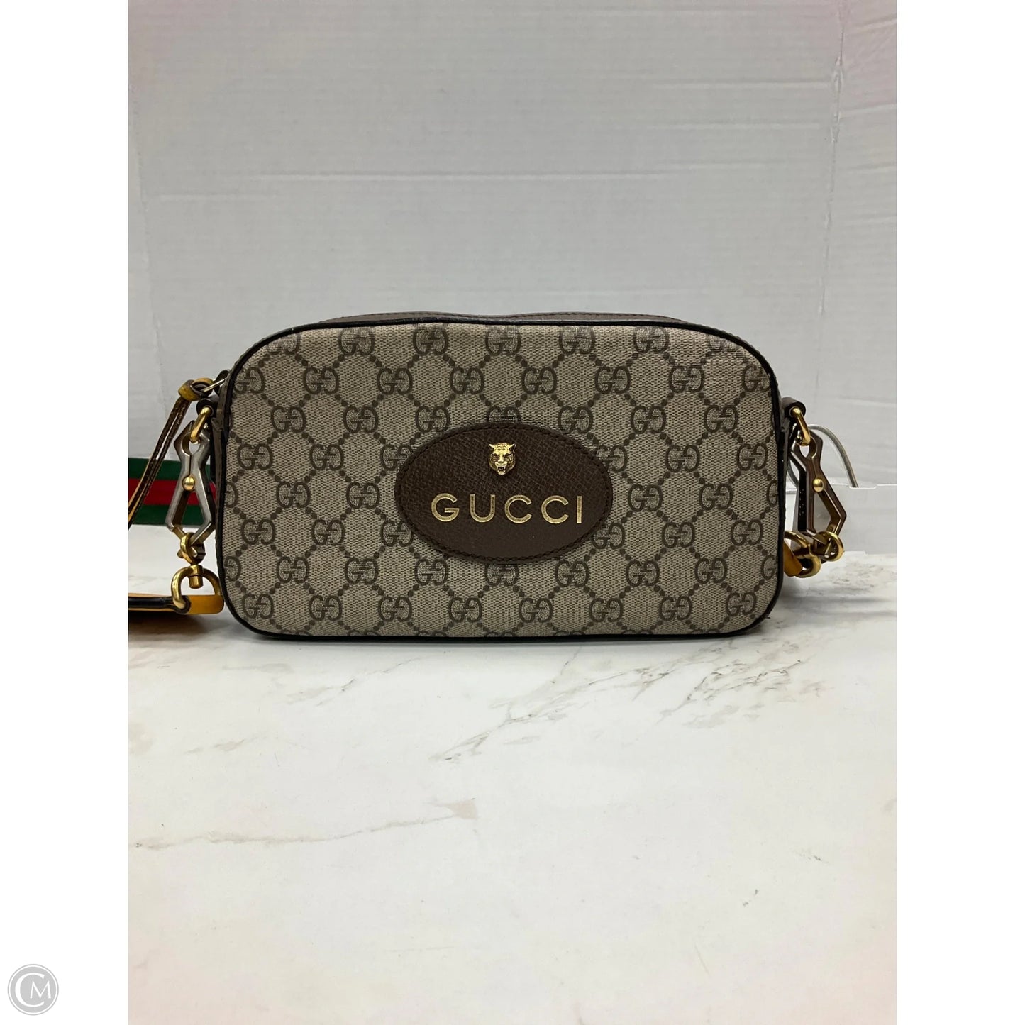 Crossbody Luxury Designer By Gucci, Size: Small