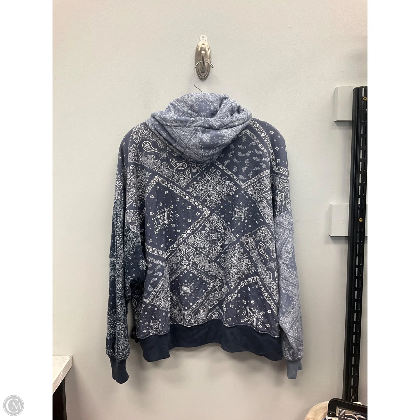 Sweatshirt Hoodie By American Eagle In Paisley Print, Size: Xs
