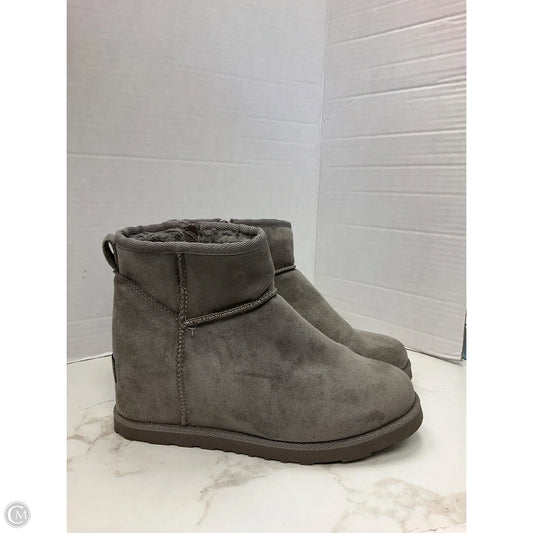 Boots Ankle Flats By Cushionaire In Grey, Size: 7.5