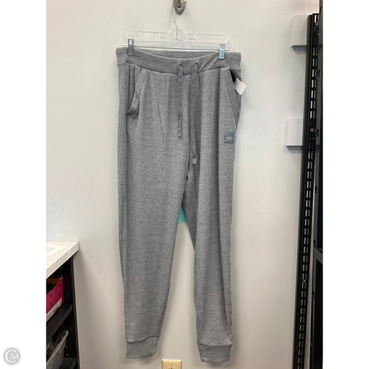 Athletic Pants By Alo In Grey, Size: L