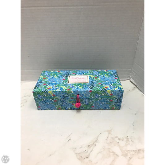 Accessory Designer Label By Lilly Pulitzer, Size: